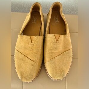 Toms Women's Yellow Loafers